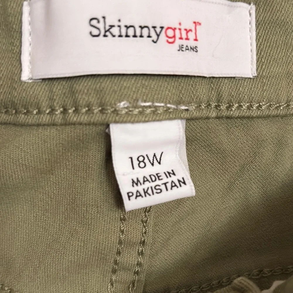 NWT skinny girl  Green Ankle Cropped Jeans - Picture 4 of 6